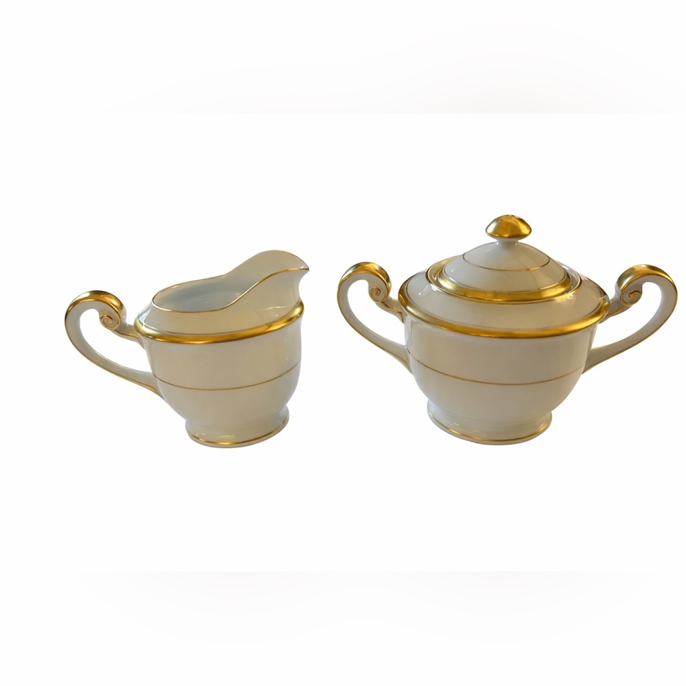 Vintage Meito Japan Creamer & Sugar Bowl Set Gold Trim White Porcelain